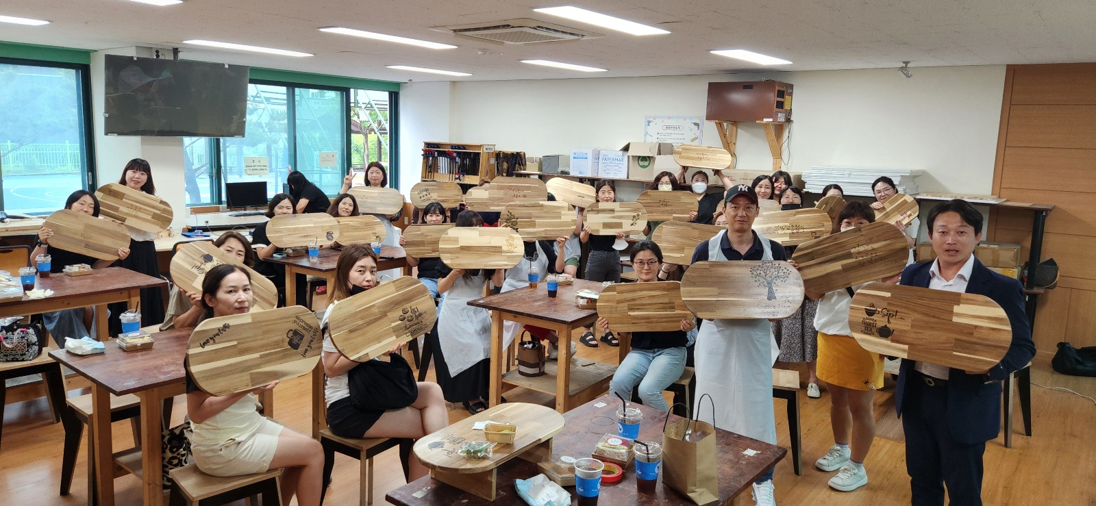 학부모회 가족사랑 체험활동(원목찻상만들기) 사진